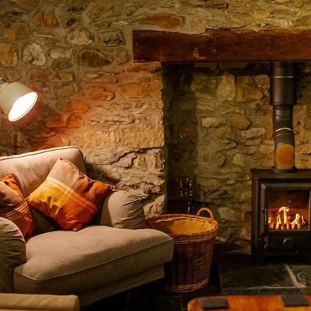 St Davids Hideaway With Roll-Top Bath & Log Burner Dış mekan fotoğraf
